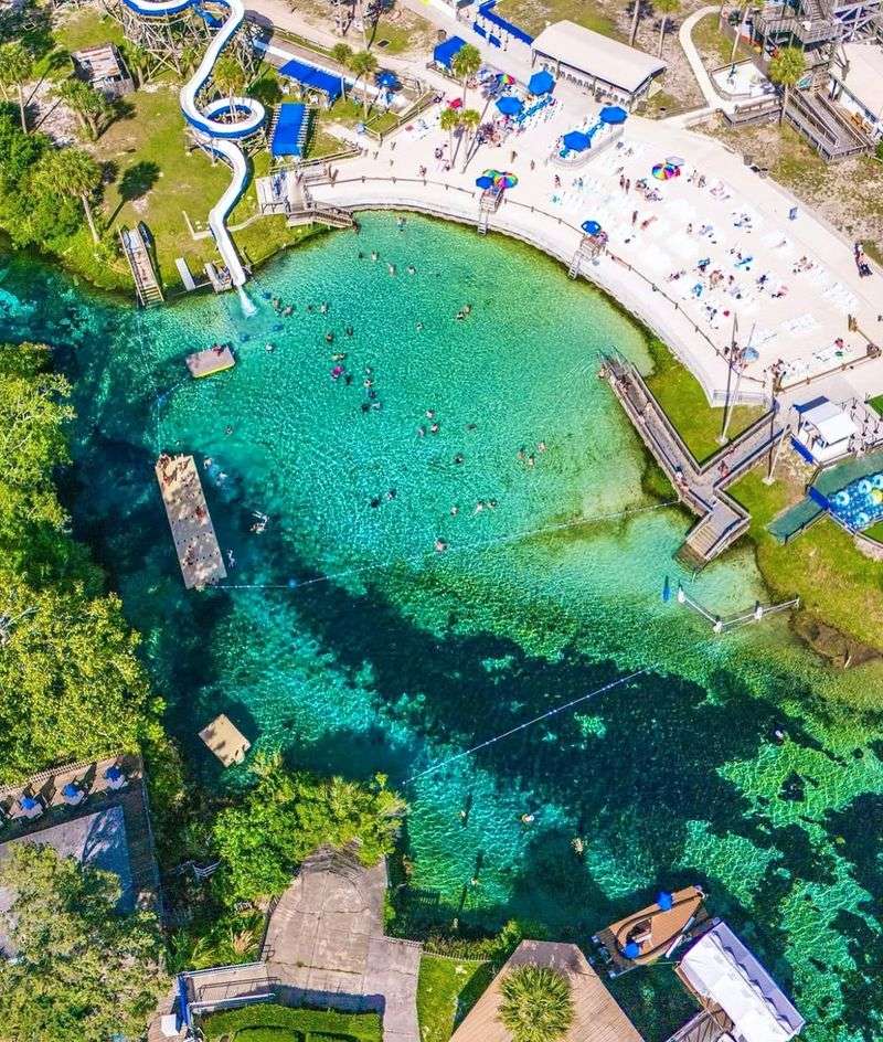 Weeki Wachee Springs State Park (Spring Hill)