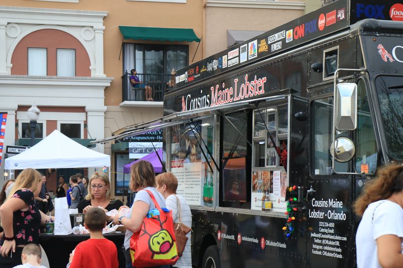 Avalon Park Christmas Food Truck Night