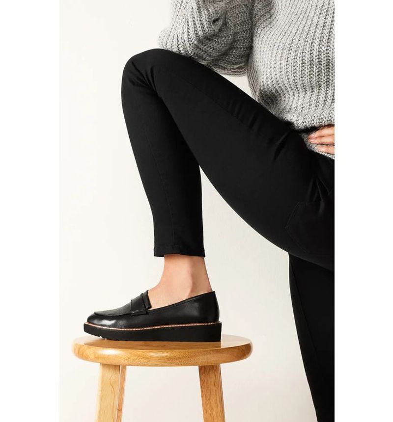 Naturalizer Adiline Loafer