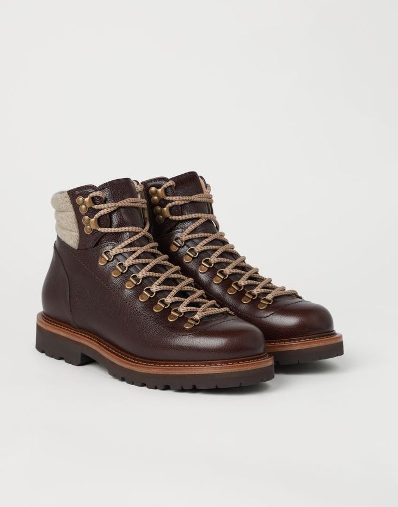 Heavy Hiking Boots