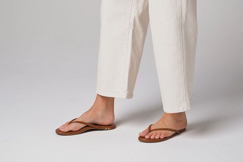 Super Thin Flip-Flops as Daily Wear