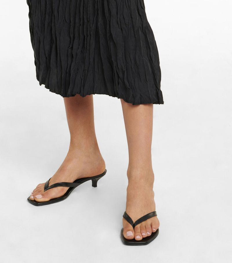 Toteme Minimal Leather Thong Slides