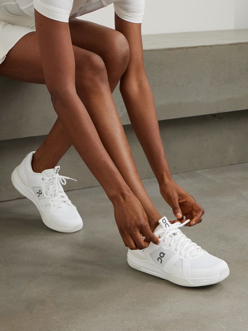 On The Roger Clubhouse Tennis Sneakers