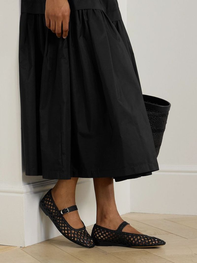 Woven or Raffia Flats