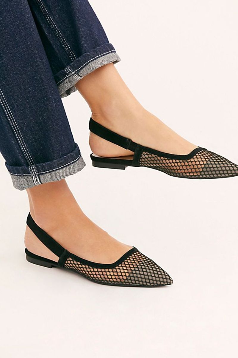 Pointed-Toe Mesh Flats