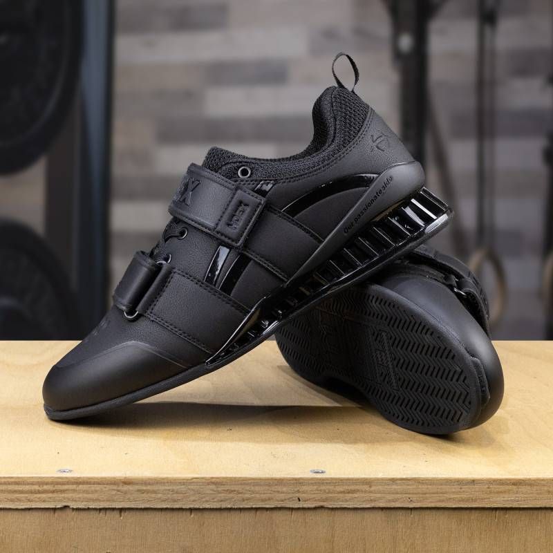 Velcro-Strap Weightlifting Shoes