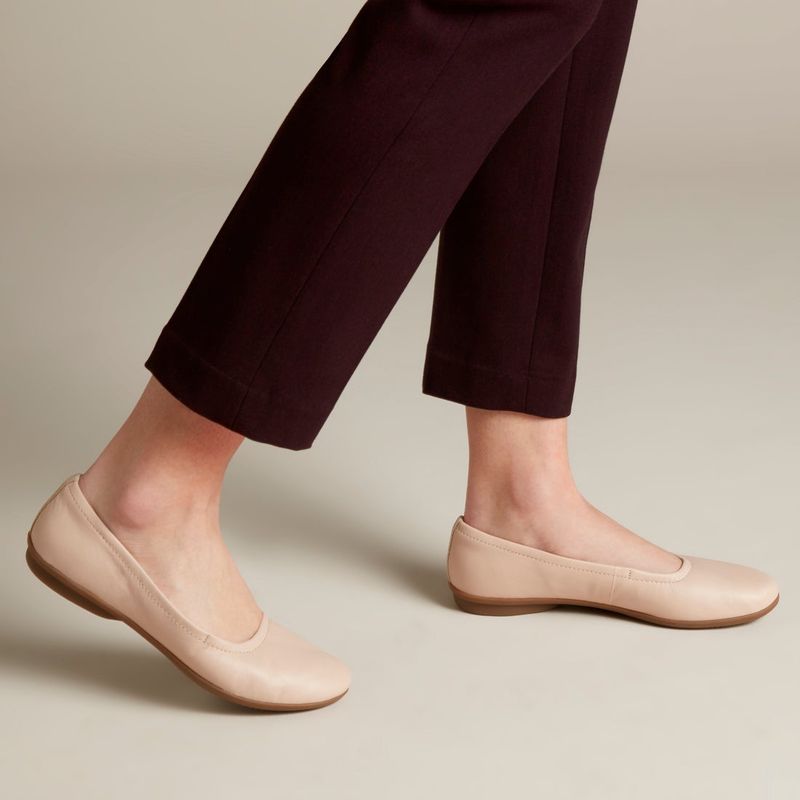 Clarks Gracelin Mara Flat