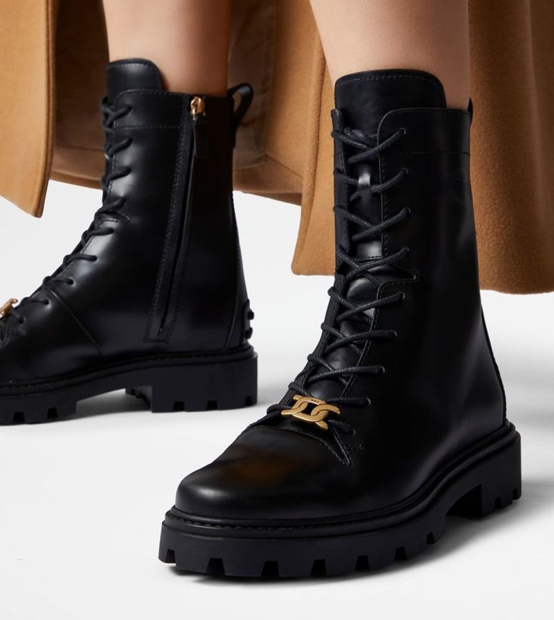 Beat-Up Ankle Boots