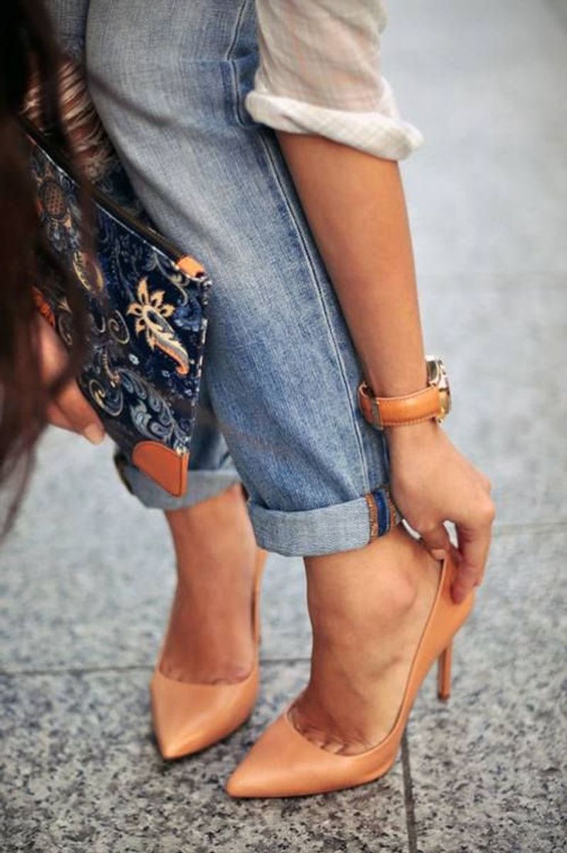 Pointy Nude Pumps