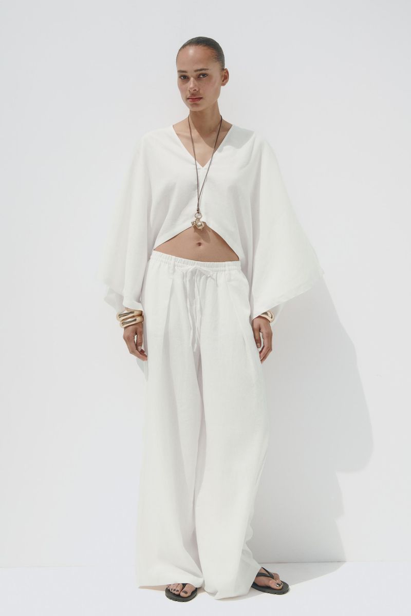 Linen Trousers in Crisp White