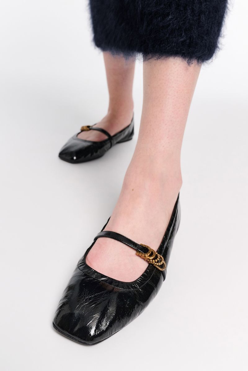 Shiny Patent Flats with Elasticized Edges