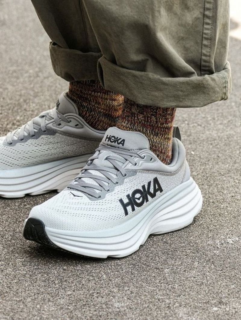 Hoka One One Bondi 8