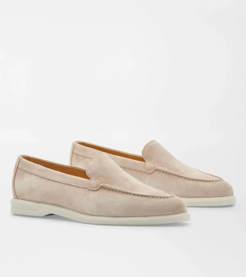 Minimalist Venetian Loafer