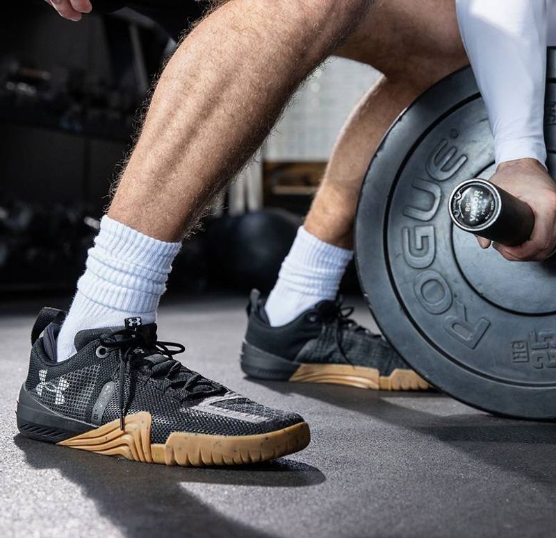 Under Armour TriBase Reign 6