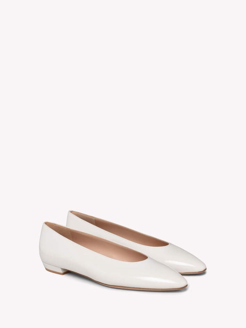 GIANVITO ROSSI Amelia Glossed-Leather Ballet Flats