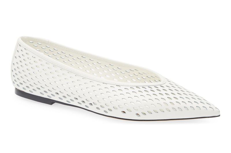 Versatile Nordstrom Scarlet Pointed Flats