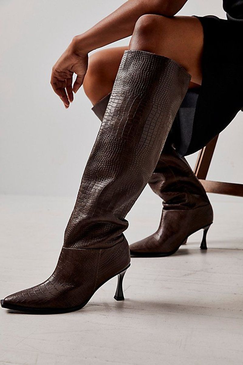Sleek Knee-High Leather Boots
