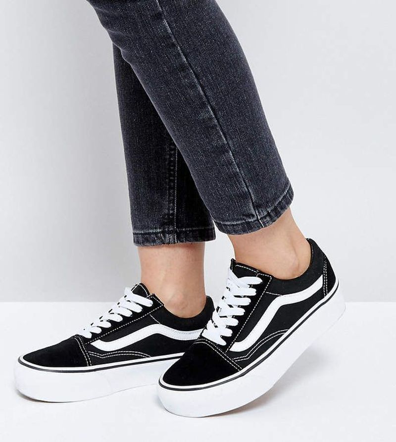 Vans Old Skool (in neutral tones)