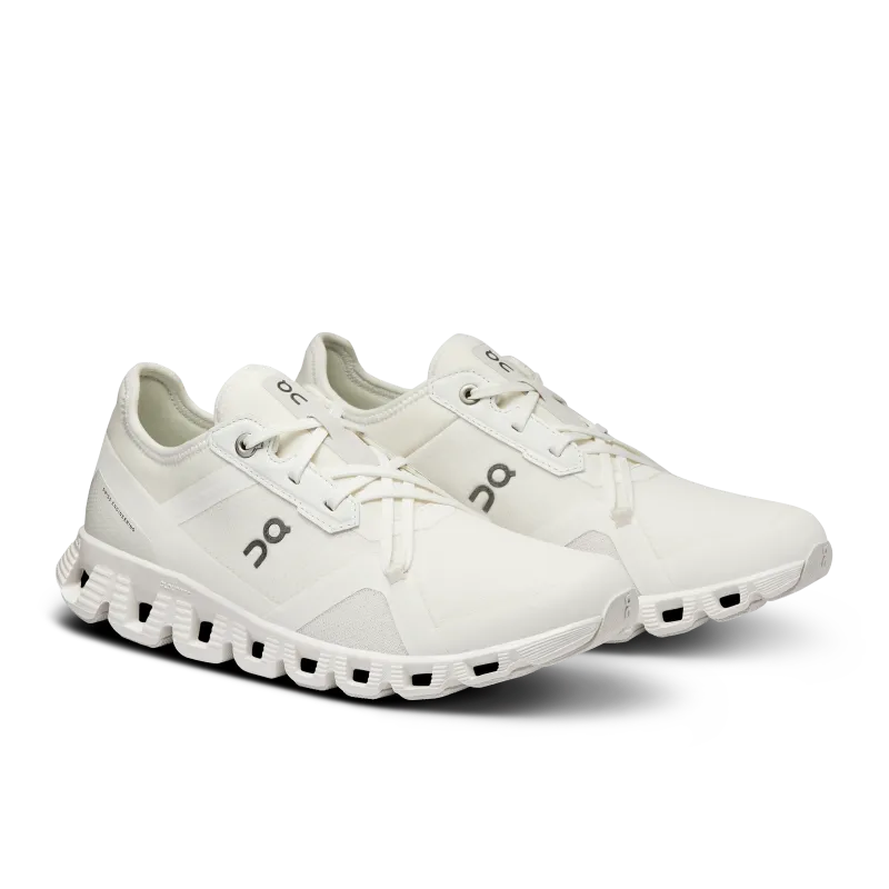 On Cloud X 3 Sneaker