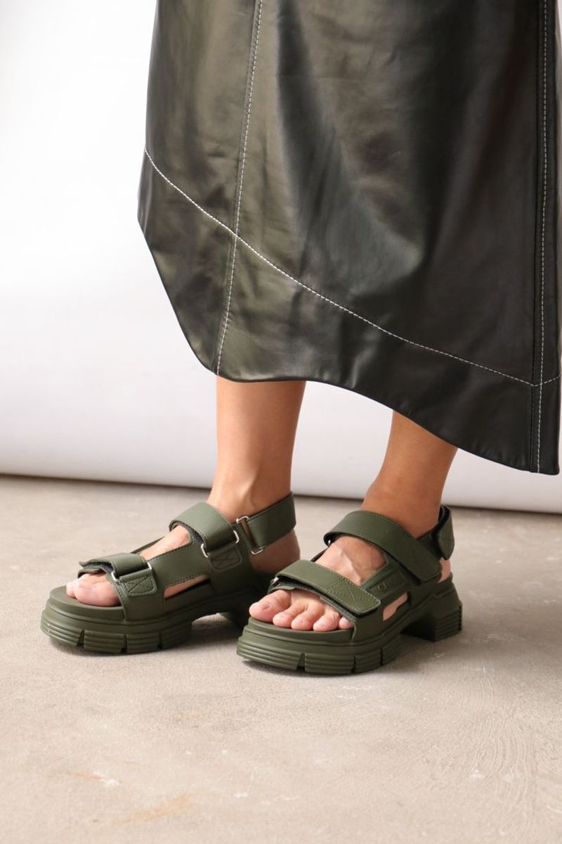 Chunky Velcro Sandals