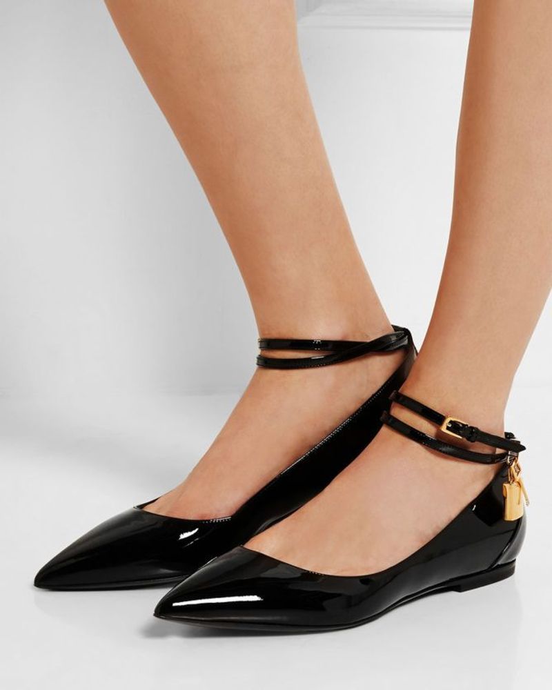 Shoes You Can’t Walk In (Even a Little Bit)