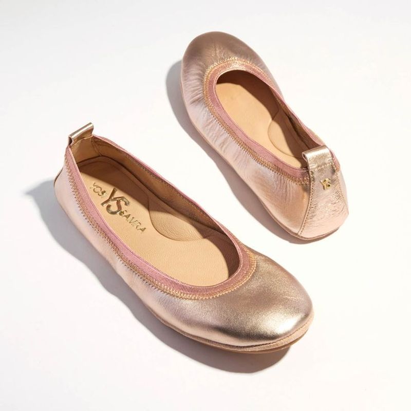 Flat, Foldable Ballet Shoes (That Look Like Pancakes)