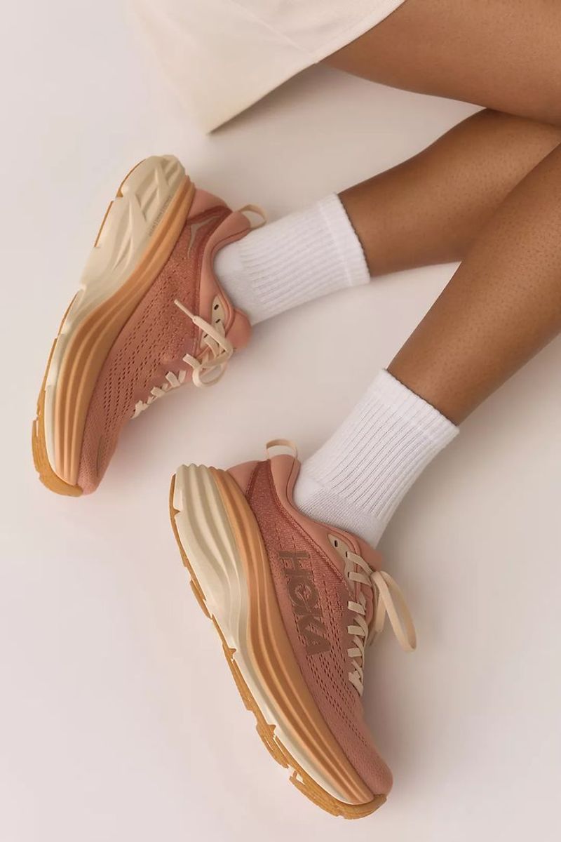 Hoka One One Bondi 8