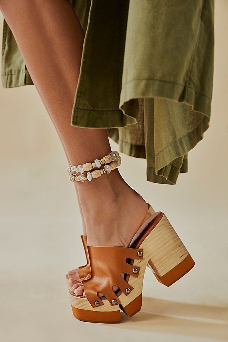 Two-Tone Wooden Block Heel