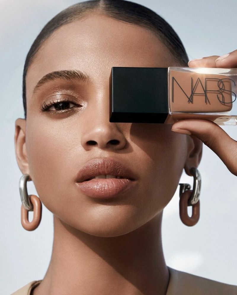 NARS Light Reflecting Foundation