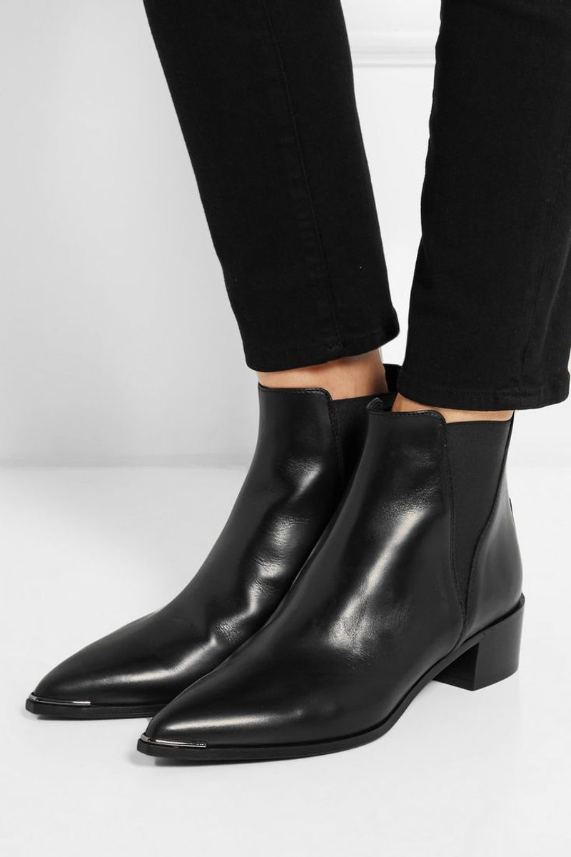 Low-Heeled Ankle Boots