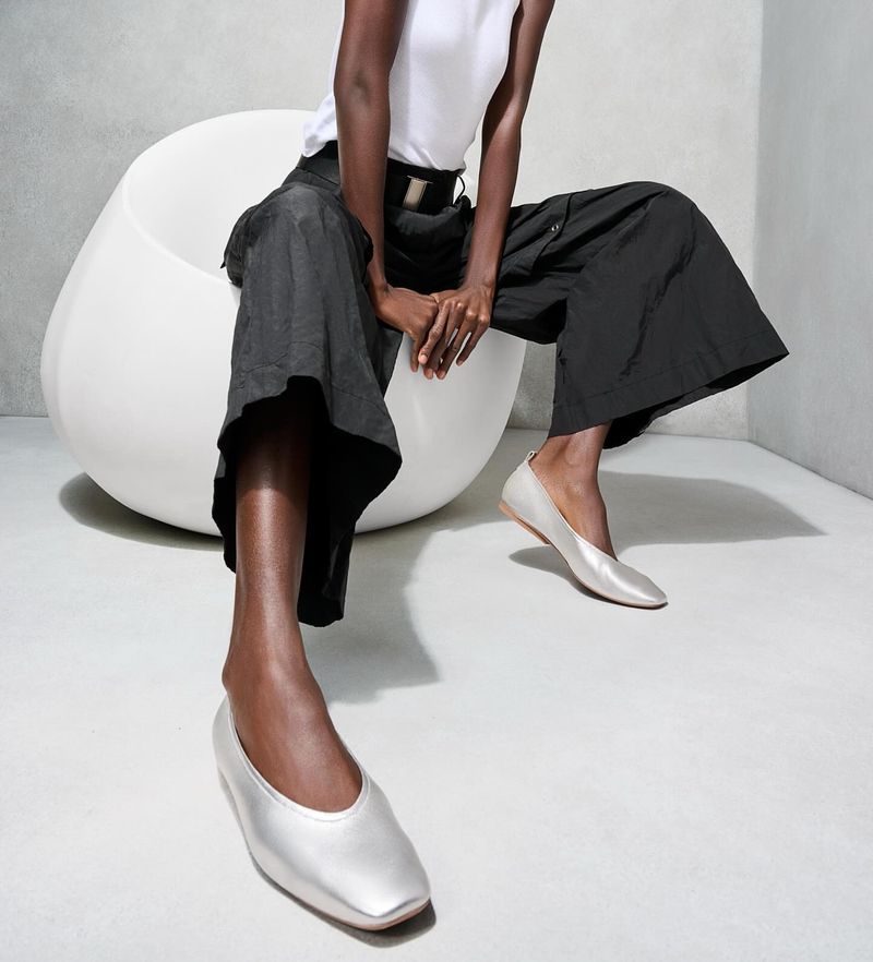 Naturalizer Carla Flat