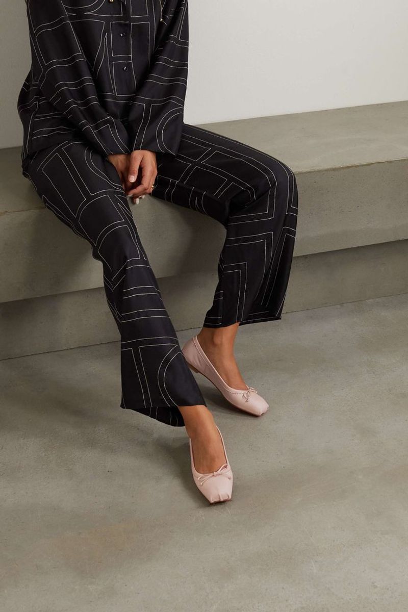 Sleek Ballet Flats