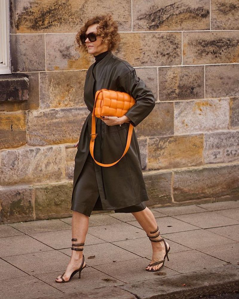 Balance Structure with Softness