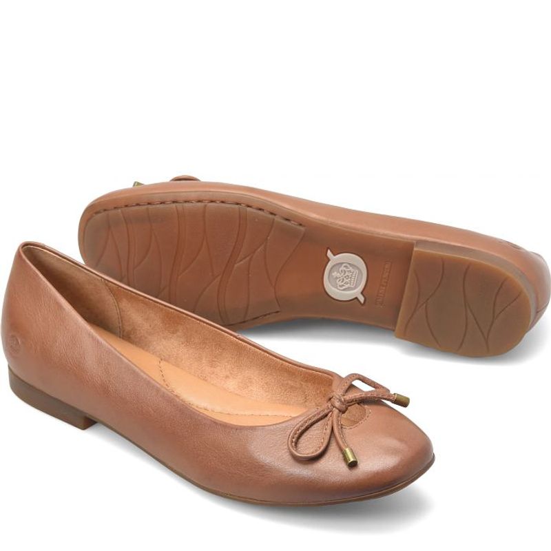 Born Poe Leather Ballet Flat