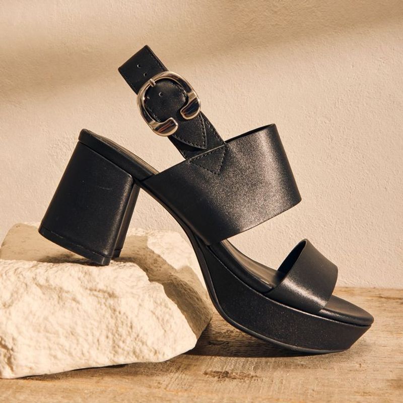 Aerosoles Camera Platform Sandals