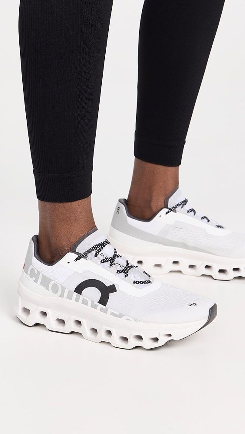 On Cloud 6 Sneaker