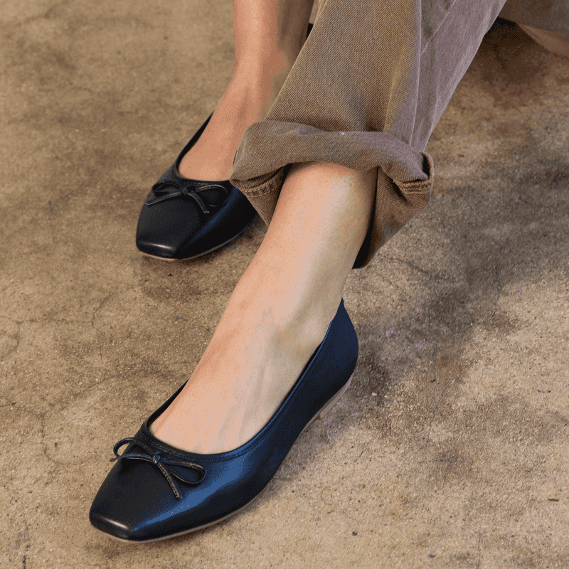 Flat Shoes with No Structure