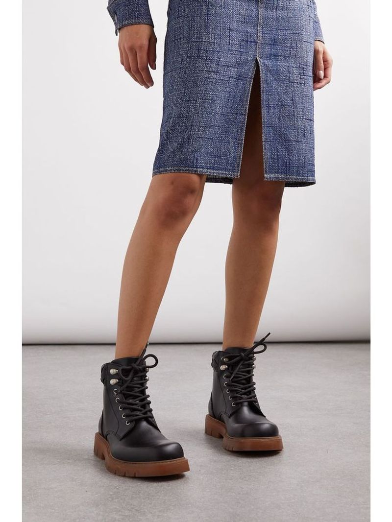 Rounded Toe Boots