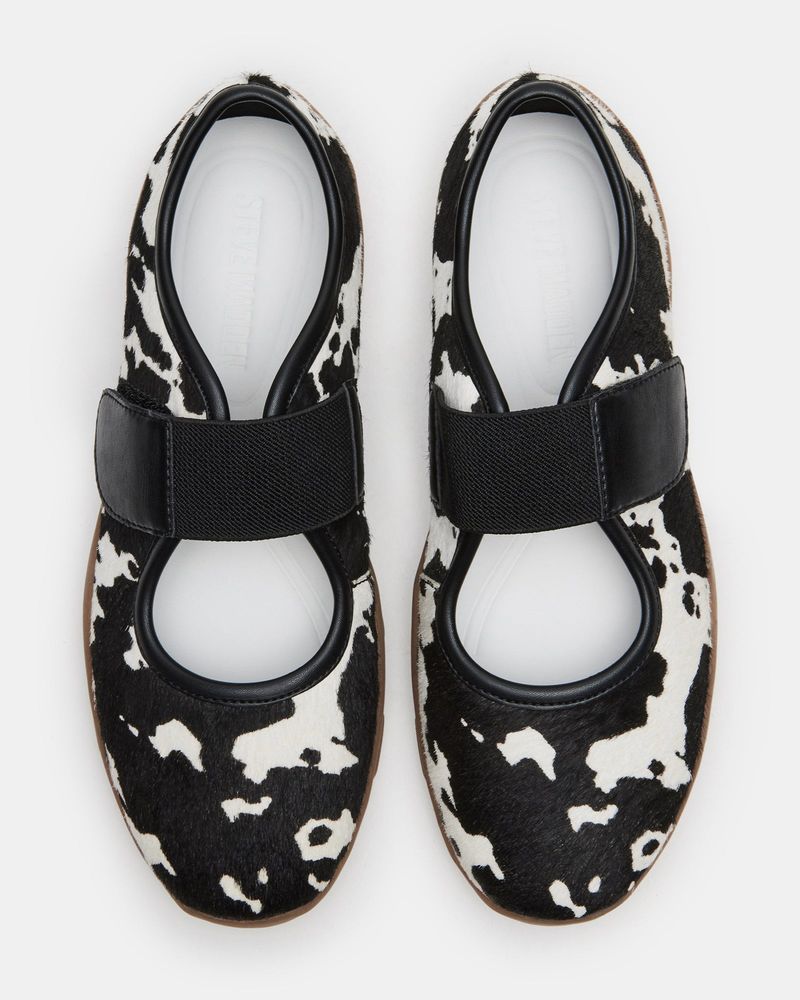 Ballet sneakers