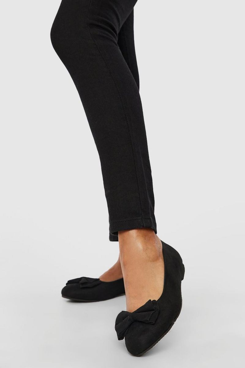 Round-Toe Flats with Bows
