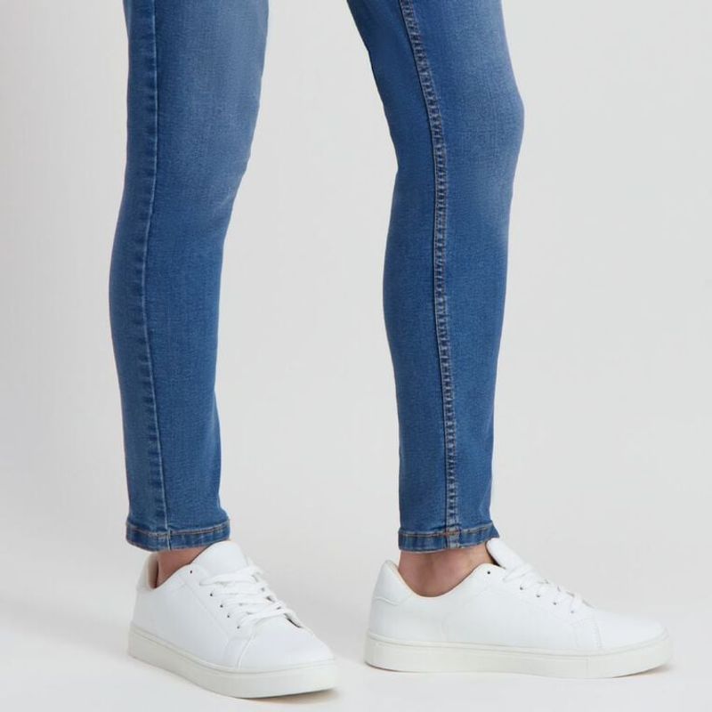 Minimalist Sneakers
