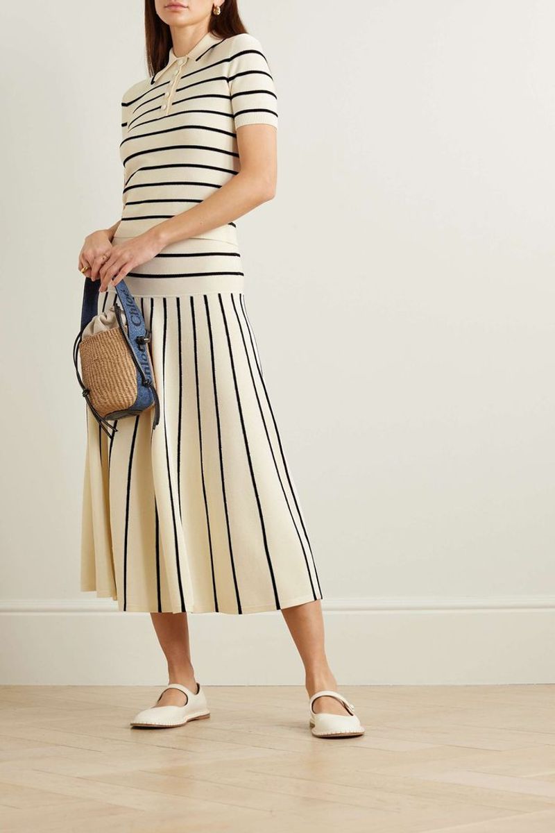 Shapeless Jersey or Knit Tube Skirts