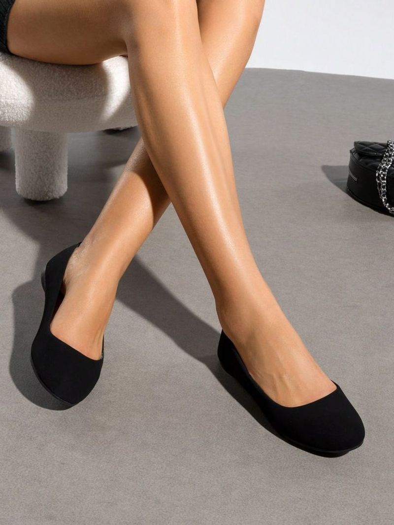 Ballet Flats with Rounded Toes