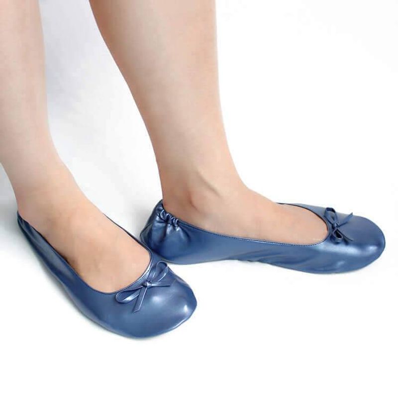 Collapsing Faux Leather Ballet Flats with Bows