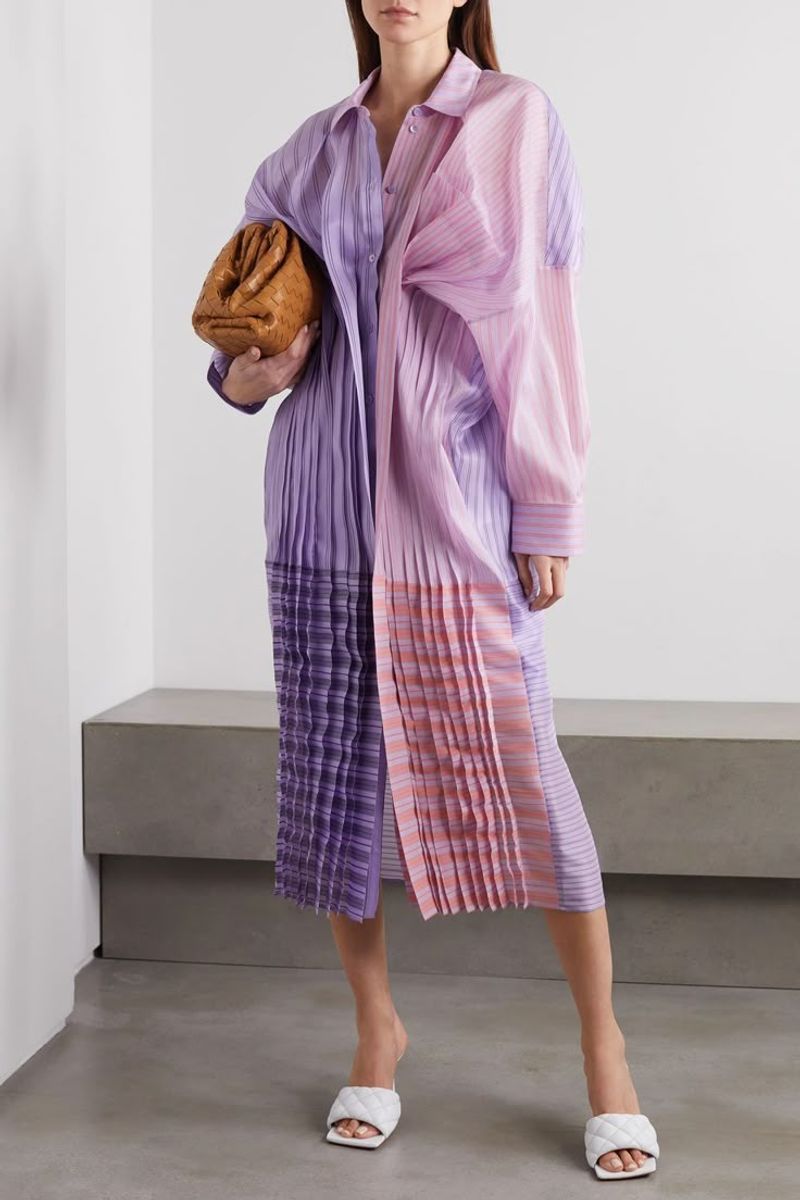 Wearing Boxy, Shapeless Dresses