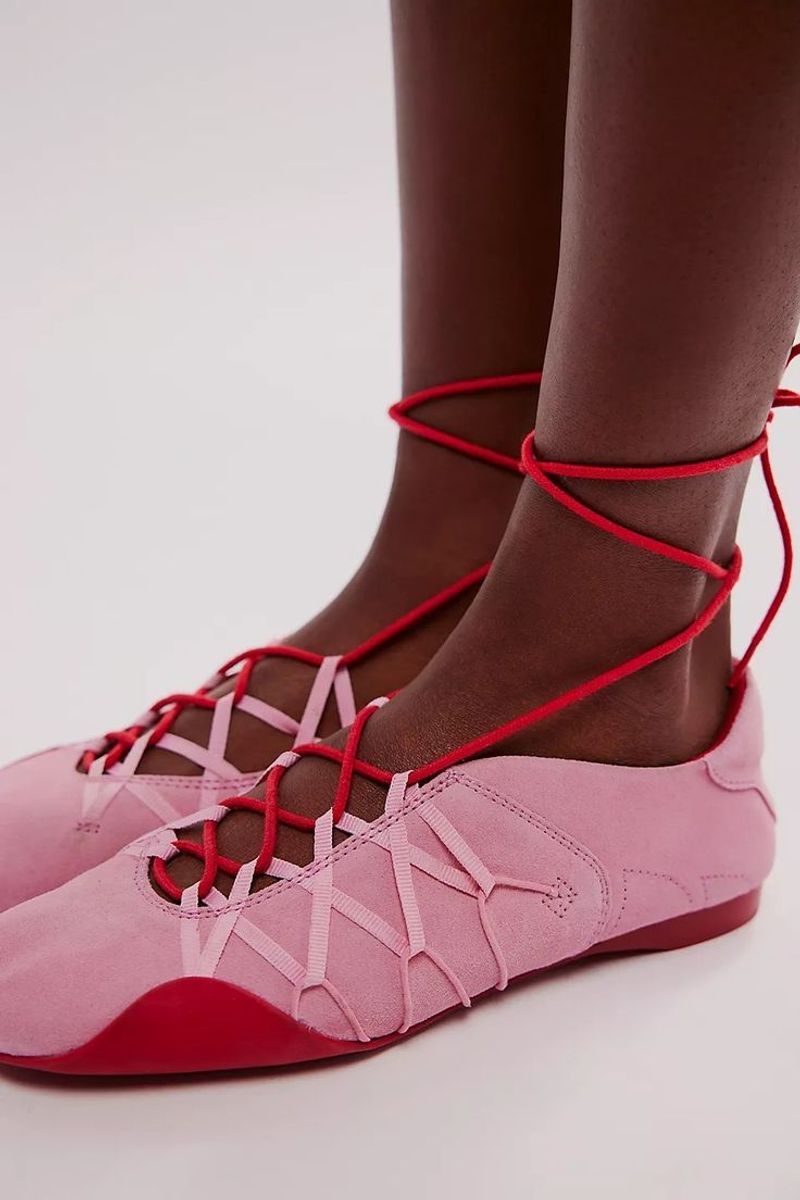 Ballet Sneakers (LUBS)