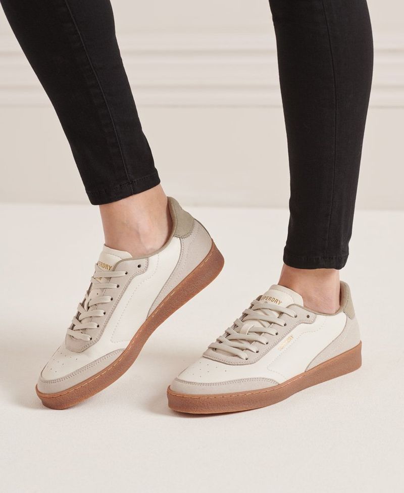 Sleek Retro Sneakers