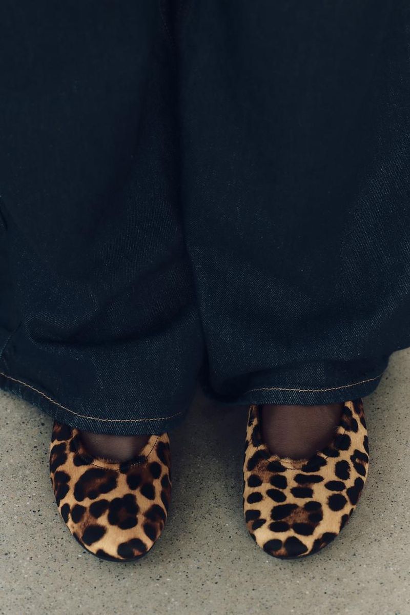 ZARA Leather Animal Print Ballet Flats