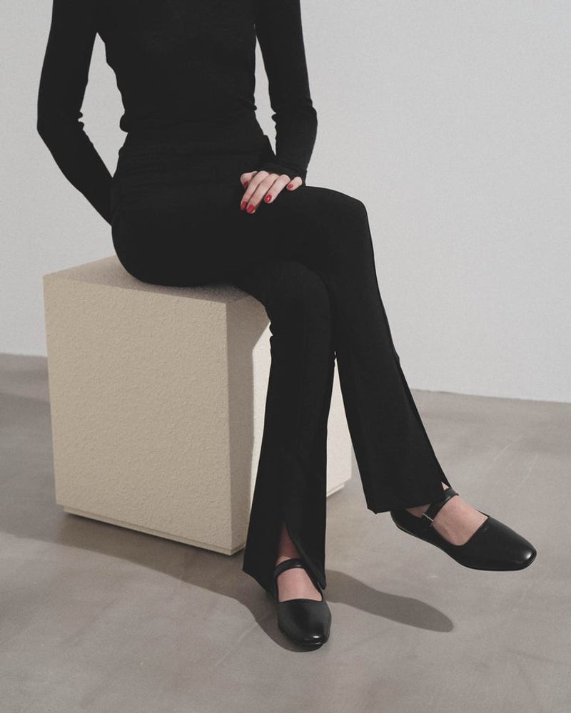 The Row Ava Leather Flats