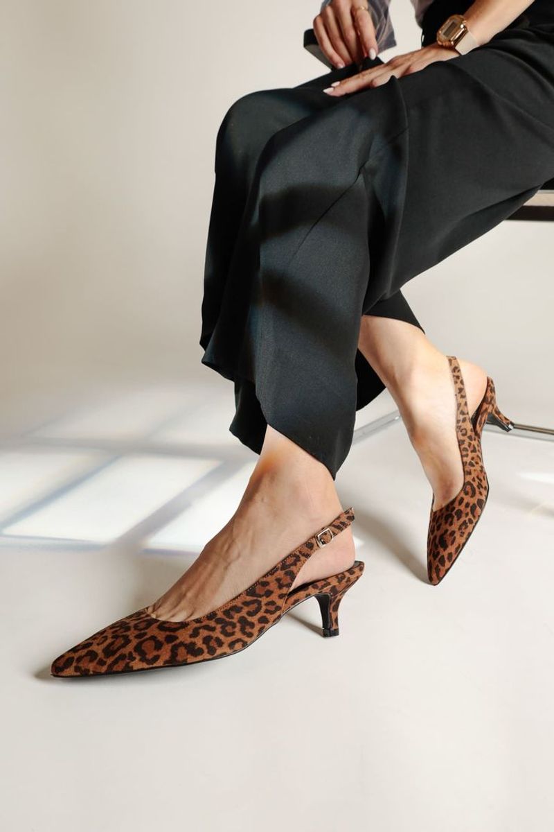 Leopard Print Pointed-Toe Heels